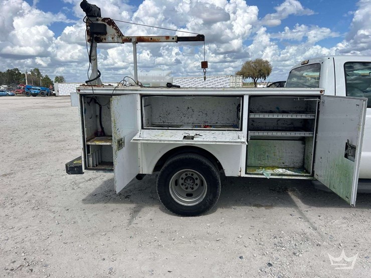 2012-ford-f350-image-19