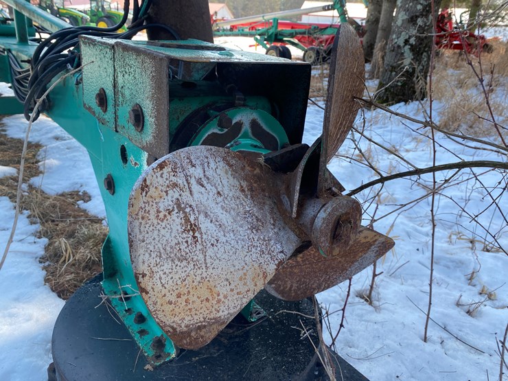 2013-houle-ap-l-42t-image-13