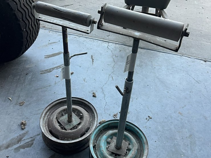 pair-of-roller-stands-image-17
