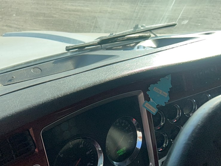 2007-kenworth-t800-image-50