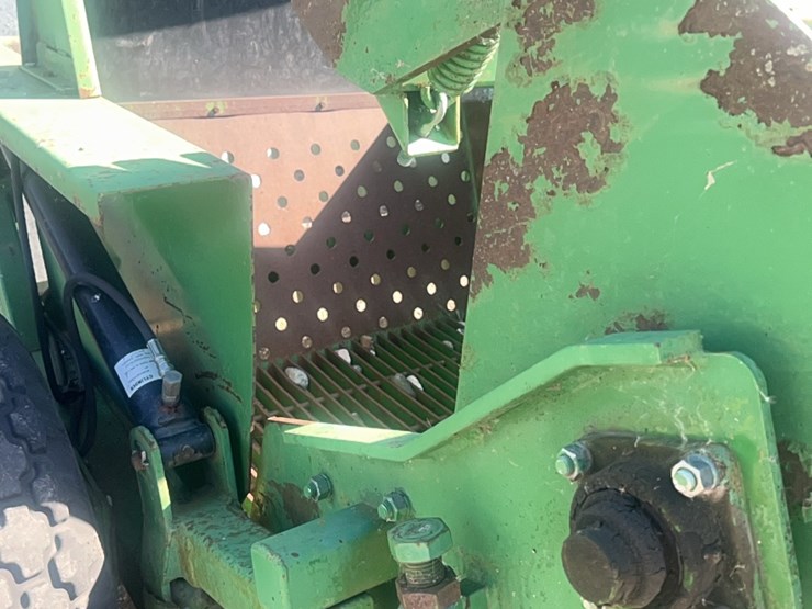 summers-model-700-reel-type-rock-picker,-hyd.-drive-reel,-flotation-tires,-hyd-adjustable-hitch,-￼nice-shape-image-47