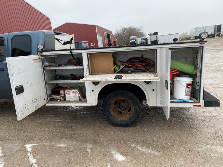 2007-chevrolet-3500hd-image-23