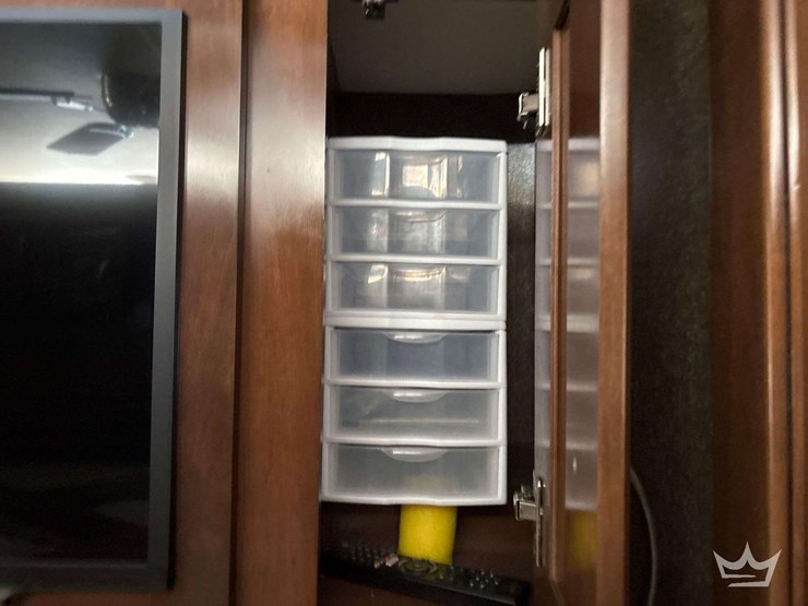 2018-freightliner-thor-venetian-400xcr-a40-41ft.-class-a-motorhome-image-50