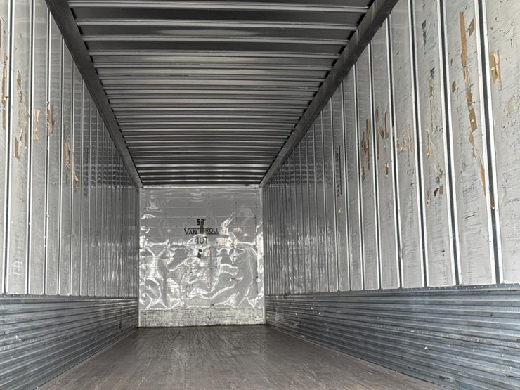 2019-utility-53'-image-16