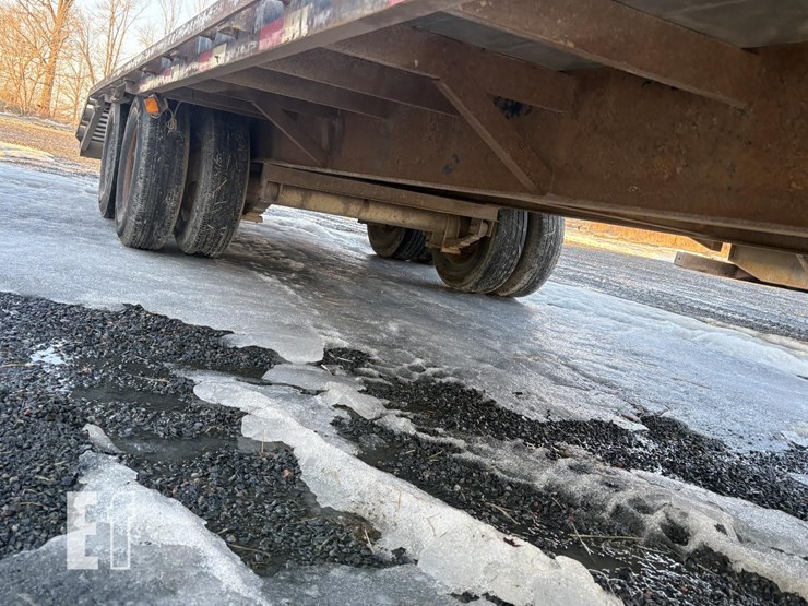 2012-load-warrior-24-ft-tandem-axle-image-5