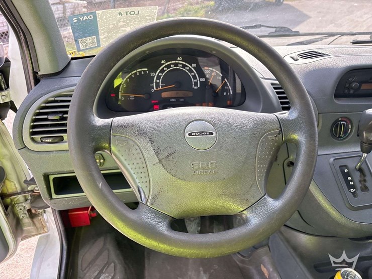 2004-dodge-sprinter-2500-image-18