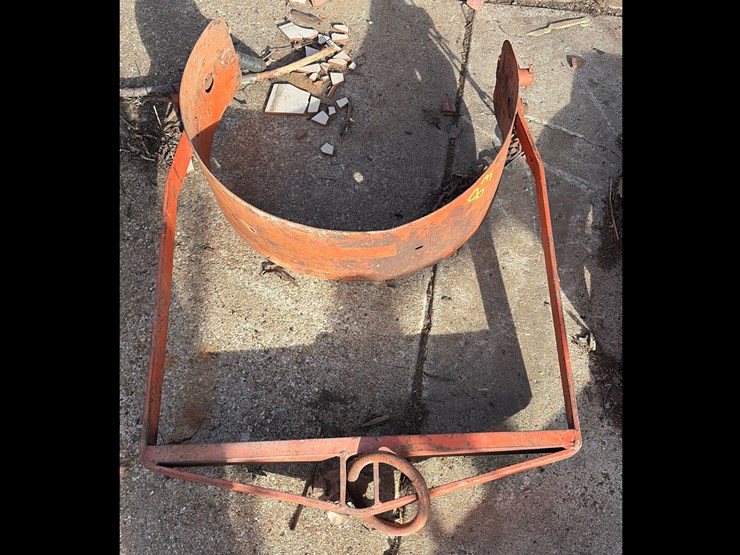 #83-•-barrel-clamp-with-lifting-eye-image-1