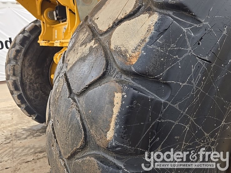 2019-deere-460e-image-20