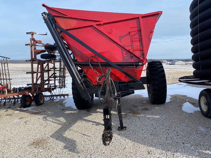 1992-byron-1512-image-2