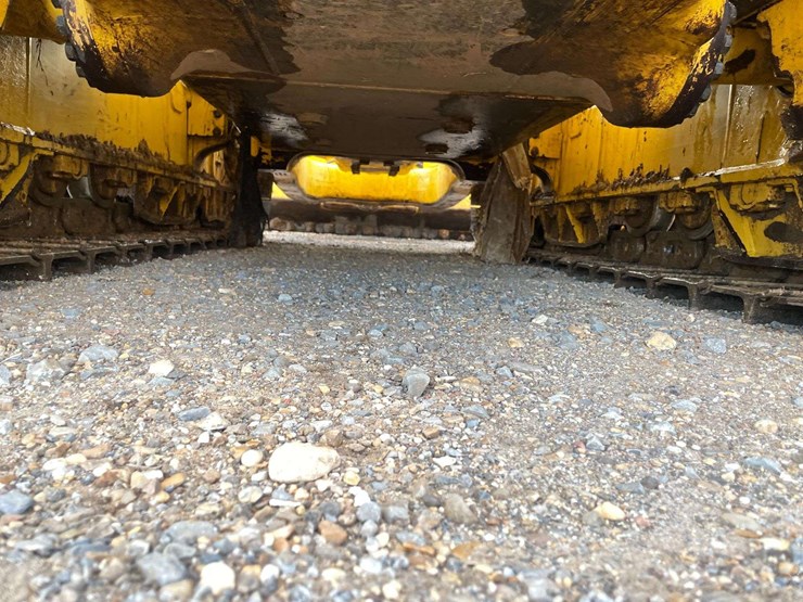 2022-komatsu-d51pxi-image-29