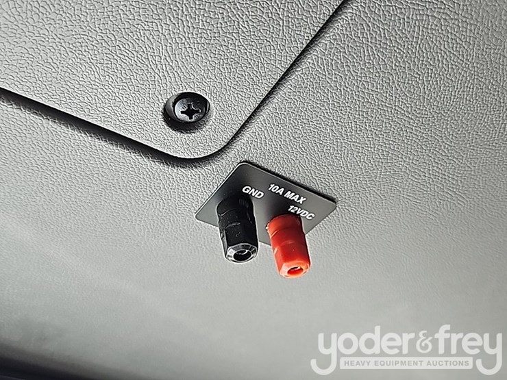 2018-peterbilt-337-image-60