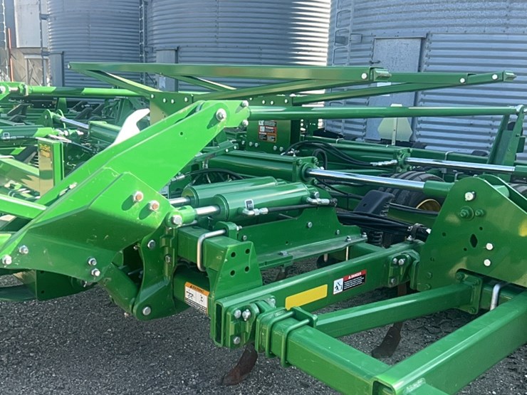 2022-john-deere-52-image-35