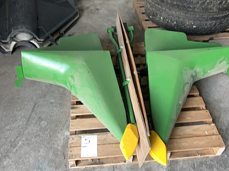 (2)-john-deere-poly-dividers-image-2