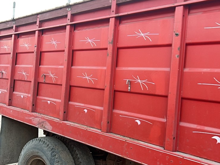 1975-chevrolet-c60-image-29