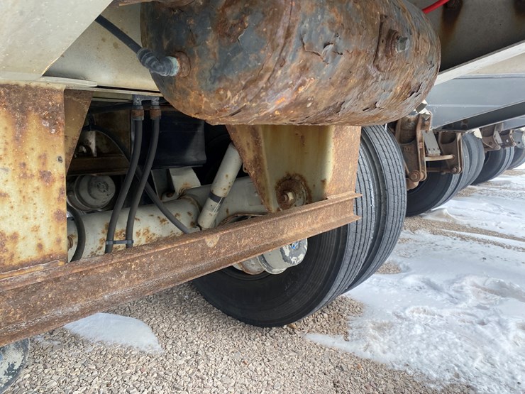 1990-walker-tanker-image-21