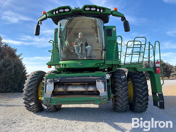 2020-john-deere-s780-image-2