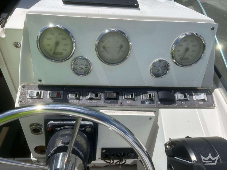 1991-25ft-wellcraft-250-sportsman-boat-and-2008-t/a-boat-trailer.-image-29