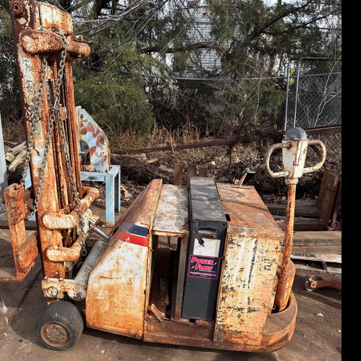 #10 • Clark electric forklift, no charger