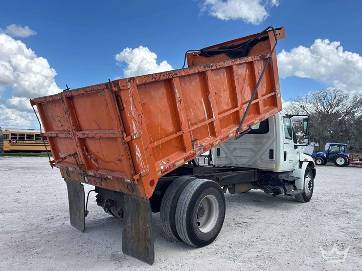 2007-international-durastar-4400-image-3