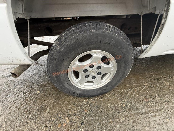 2000-chevrolet-silverado-1500-image-19