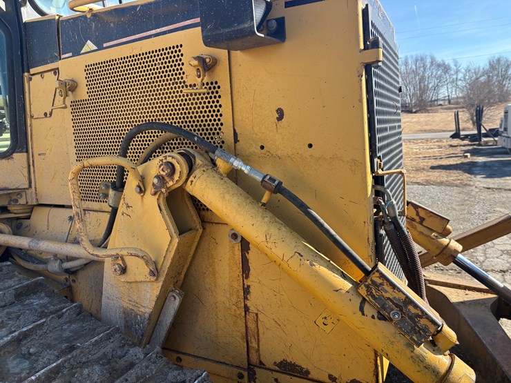 caterpillar-d6m-image-19