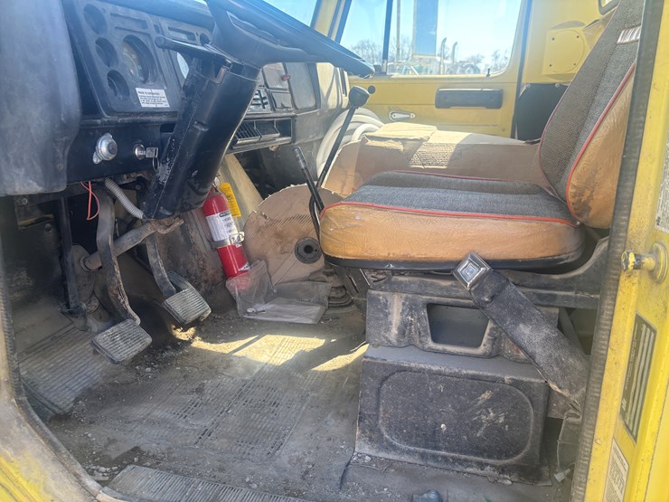 1985-international-9-image-23