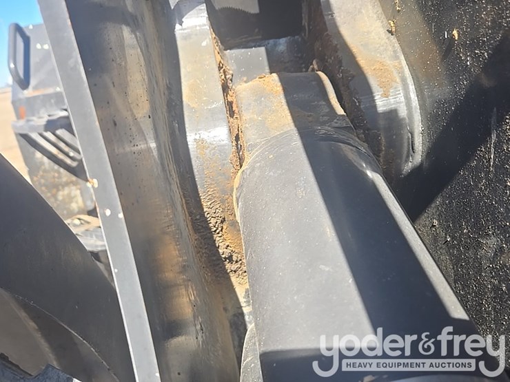 2022-case-521g-image-27