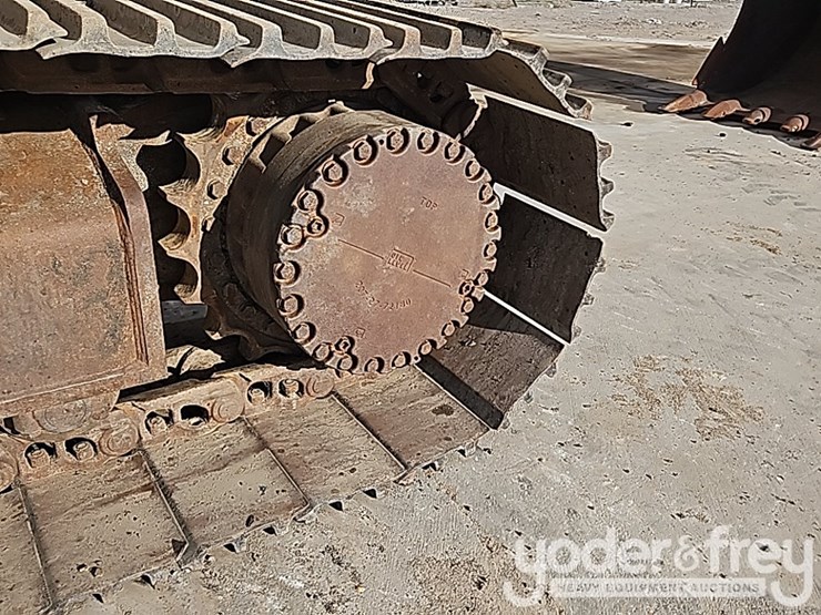 2017-komatsu-pc360-lc-11-image-16