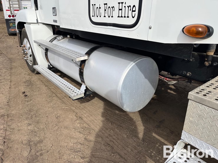 2006-freightliner-century-classic-cst120-t/a-truck-tractor-image-14