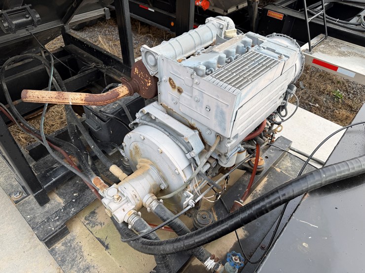 #40962-•-2013-magnolia-/-adams-t/a-fertilizer-tender-trailer-image-64