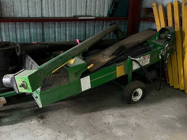 lot-35.-5-tube-model-572--kwik-kleen,-hyd.-drive,-wheat-screens,-always-shedded-image-1