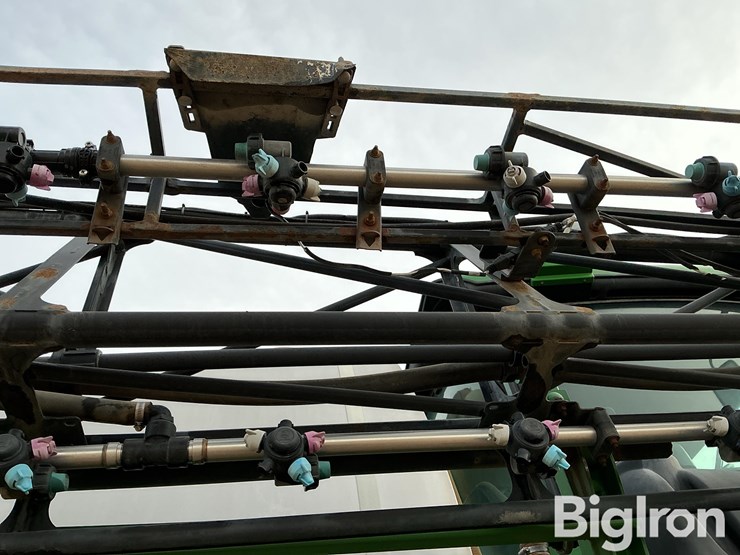 2014-john-deere-4830-image-19