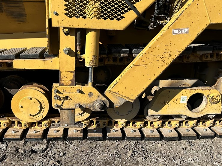 caterpillar-ap-650b-image-89