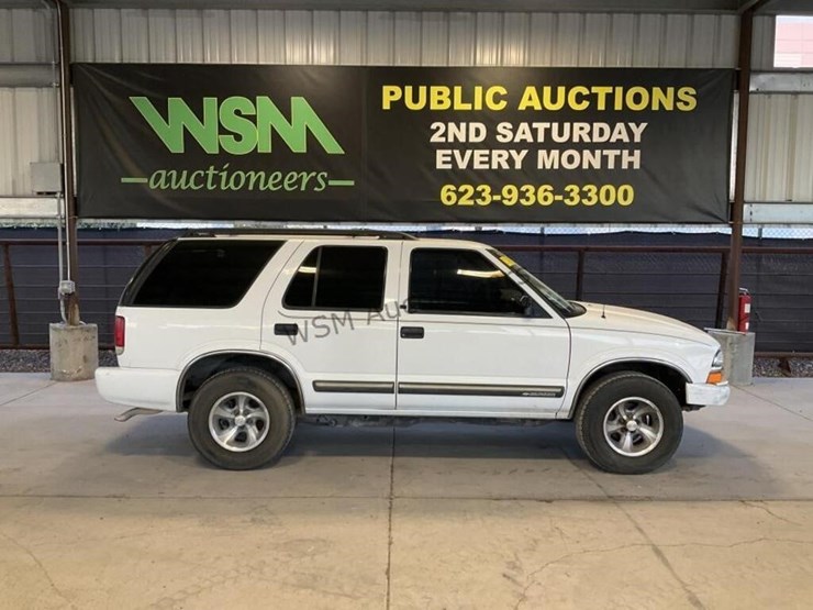 2000-chevrolet-blazer-image-1