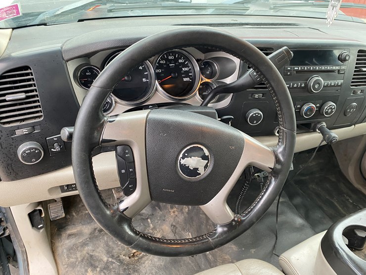 2007-chevrolet-3500hd-image-37