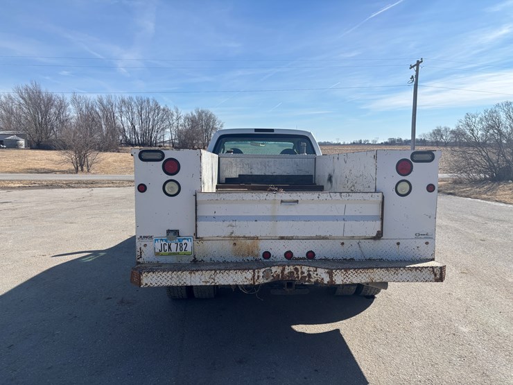 2008-ford-f350-image-3