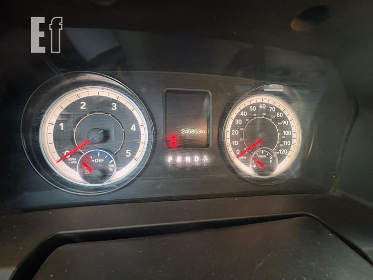 2017-dodge-ram-3500hd-image-21