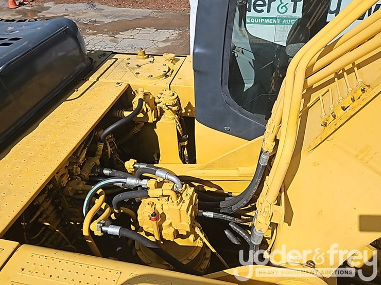 2007-komatsu-pc300-lc-image-23