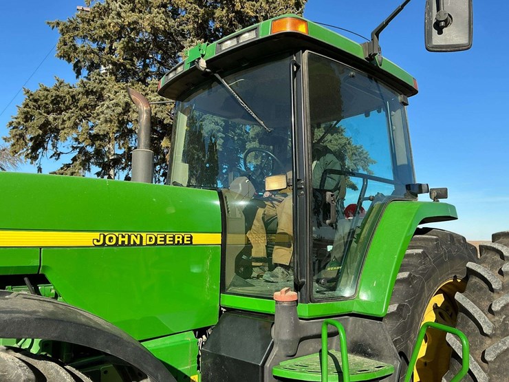 1997-john-deere-8300-image-4