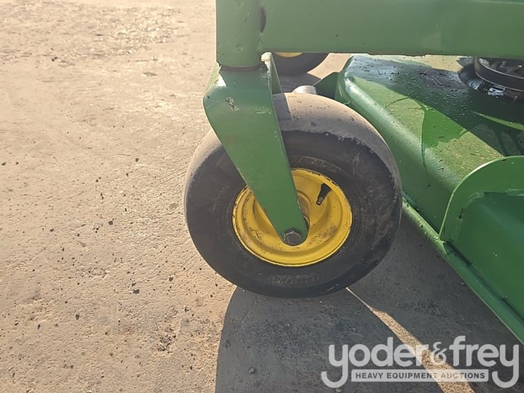 john-deere-72-image-9