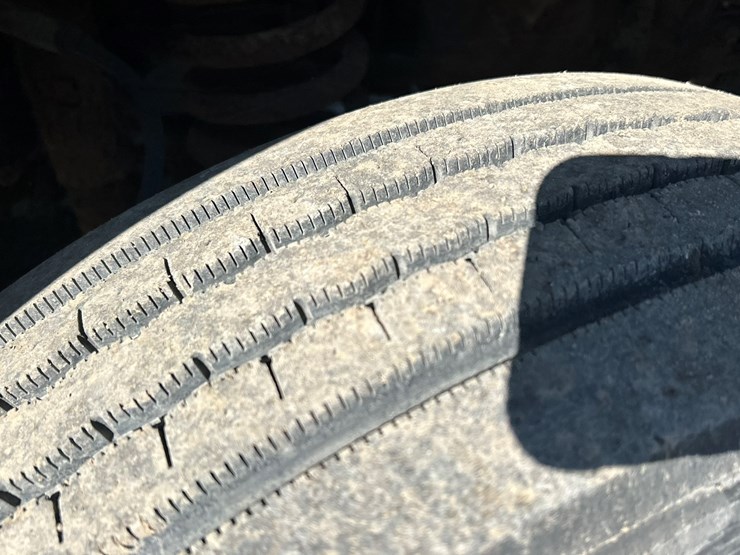 2005-ford-f550-image-75