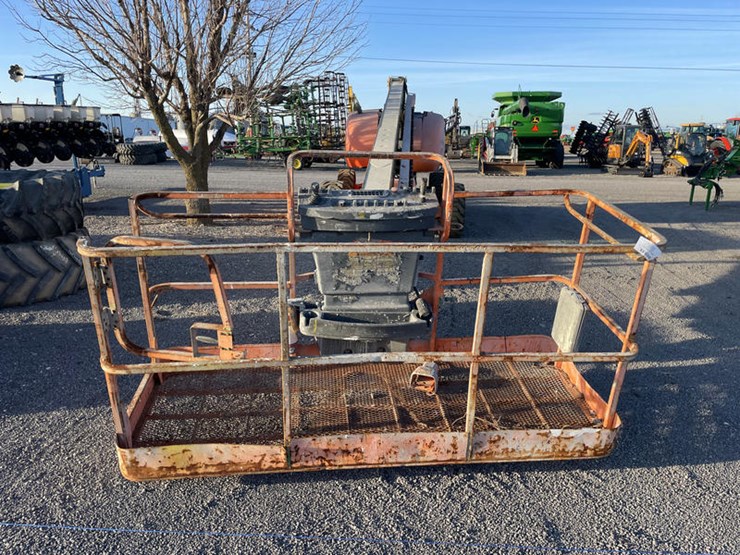 2007-jlg-800s-image-3