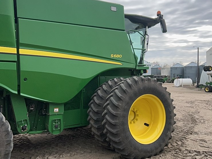 2014-john-deere-s680-image-76