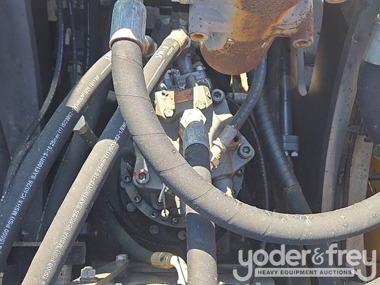 2017-volvo-ec350el-image-47