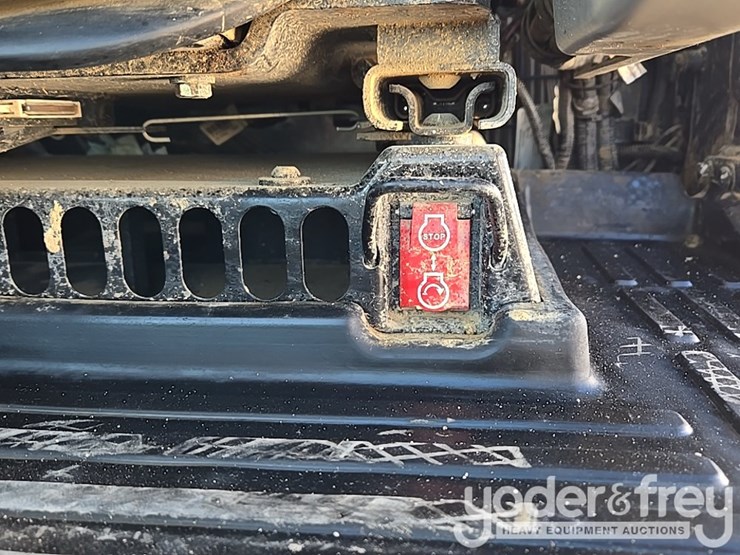 2022-komatsu-pc360-lc-11-image-84