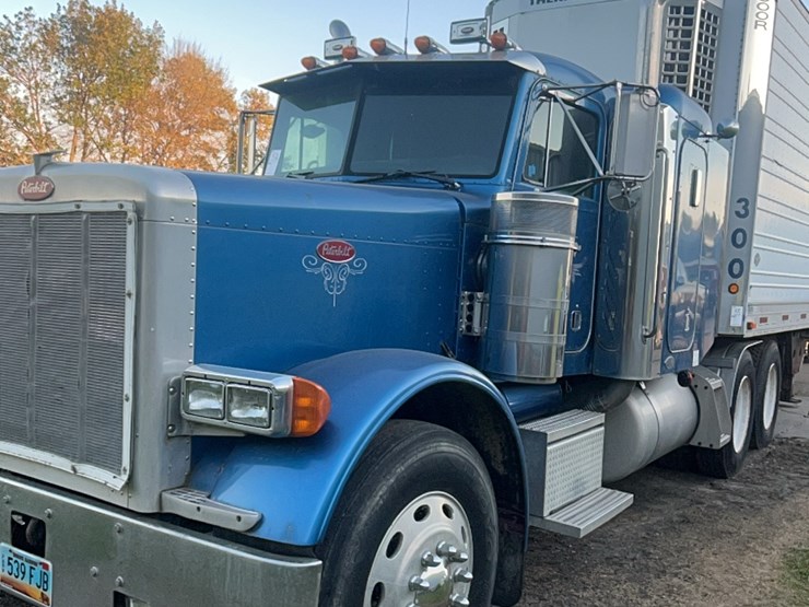 2003-peterbilt-379-image-14