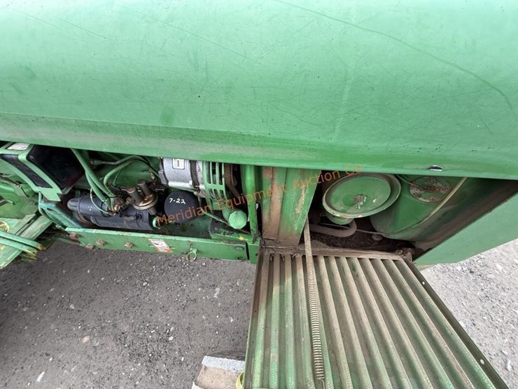 john-deere-2040-image-29