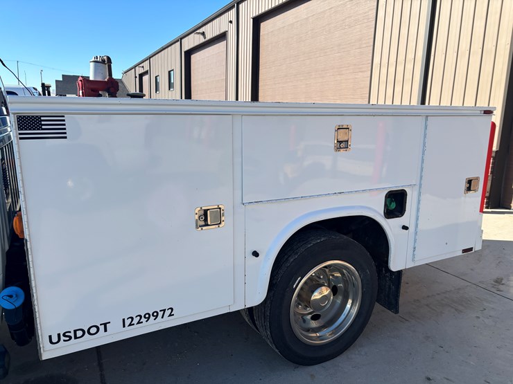 #2296-•-2011-dodge-4500-service-truck-image-17