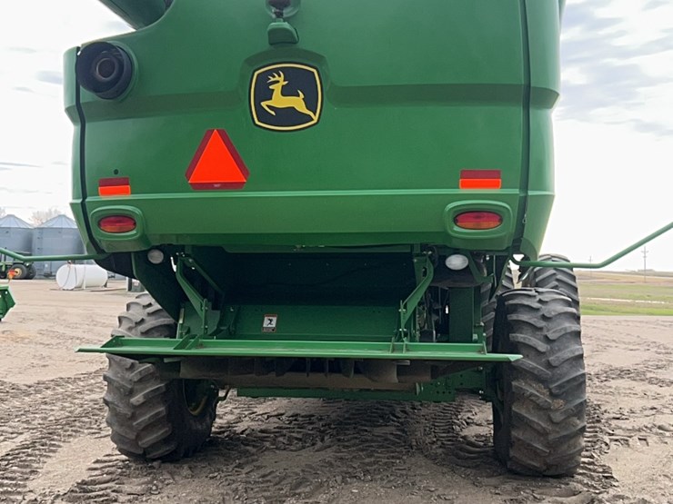 2014-john-deere-s680-image-59