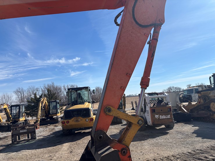 hitachi-ex200-lc-image-31